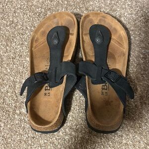 Women’s size 36 (W5) Betula by Birkenstock thong sandals.